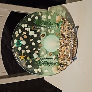 Unique Designs lucite trivet